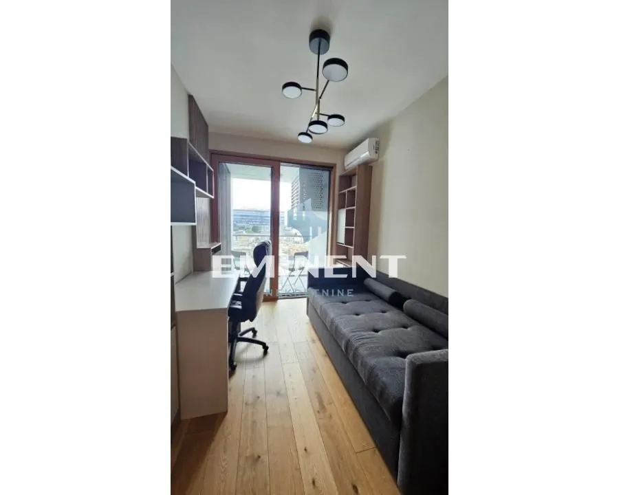 Prodaja, trosoban stan, 70m², Novi Beograd Blok 65, Novi Beograd Sve Podlokacije