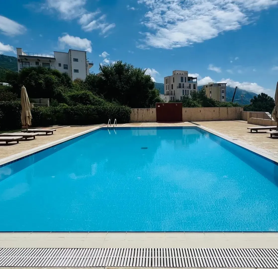 Sale, three bedroom apartment, 136m², Bečići, Budva