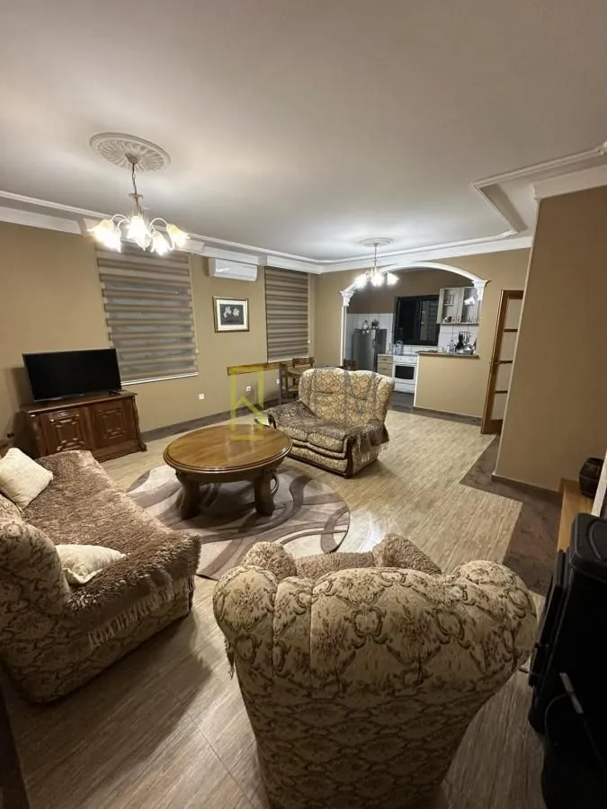 Rent, house, 170m², Gornja Gorica, Podgorica