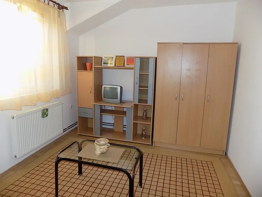 Prodaja, jednosoban stan, 37m², Centar, Jagodina