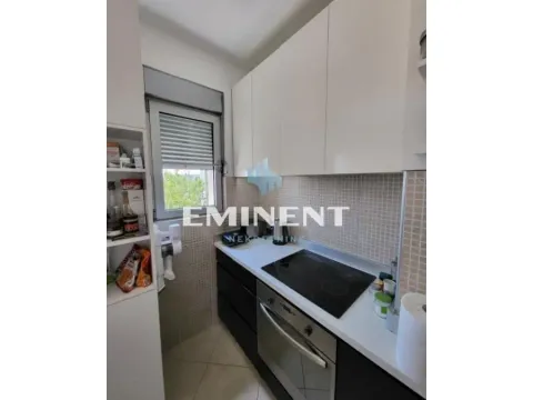 Rent, two bedroom apartment, 55m², Vračar Hram, Vračar Sve Podlokacije - image 6