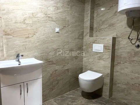 Sale, two bedroom apartment, 70m², Pantelej, Niš - image 6