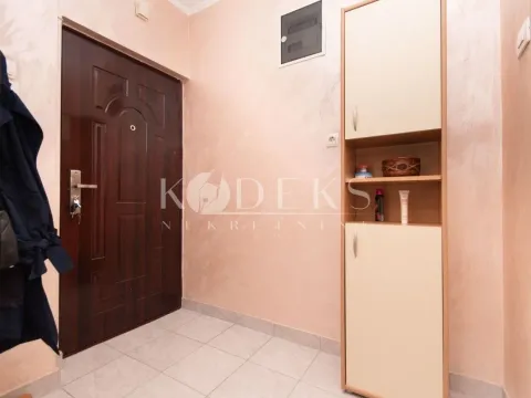 Rent, one bedroom apartment, 43m², Centar, Podgorica - image 5