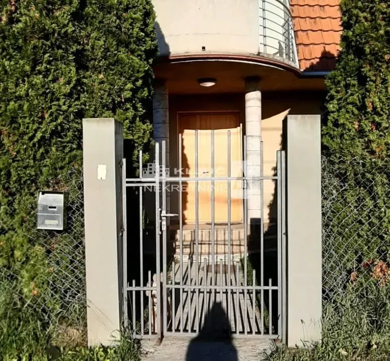 Izdavanje, kuća, 160m², Altina, Beograd