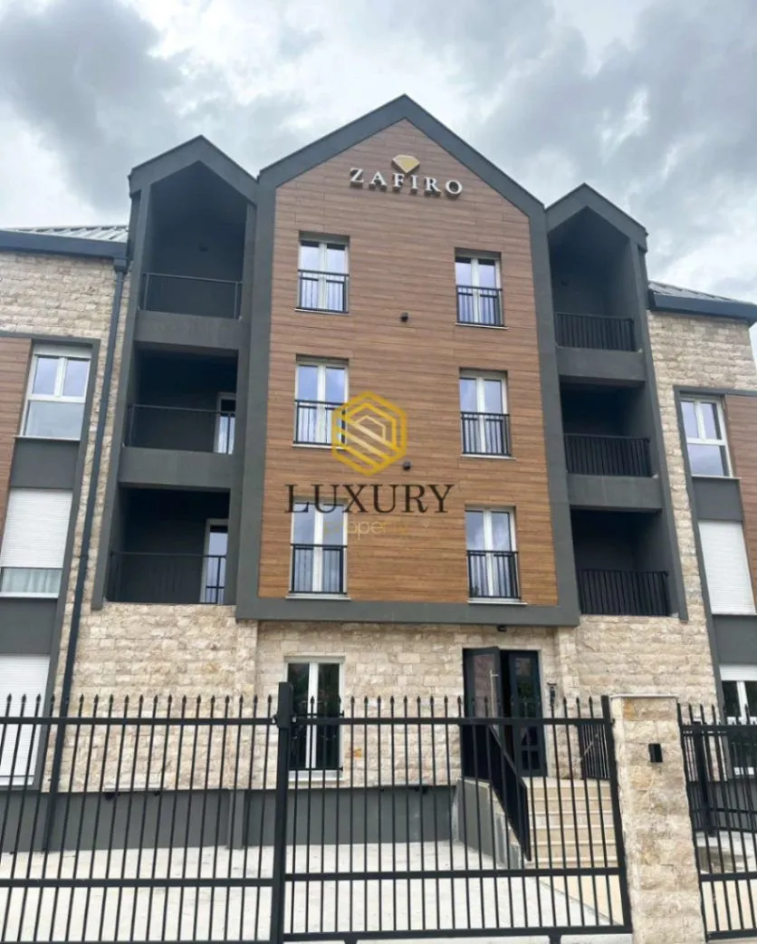Prodaja, jednosoban stan, 54m², Centar, Kolašin