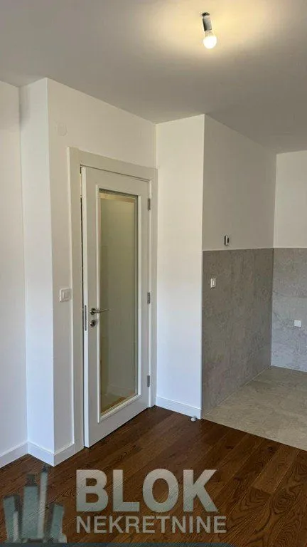 Izdavanje, jednosoban stan, 46m², Podgorica, Crna Gora