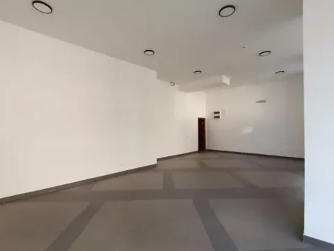 Poslovni prostor in Kluz