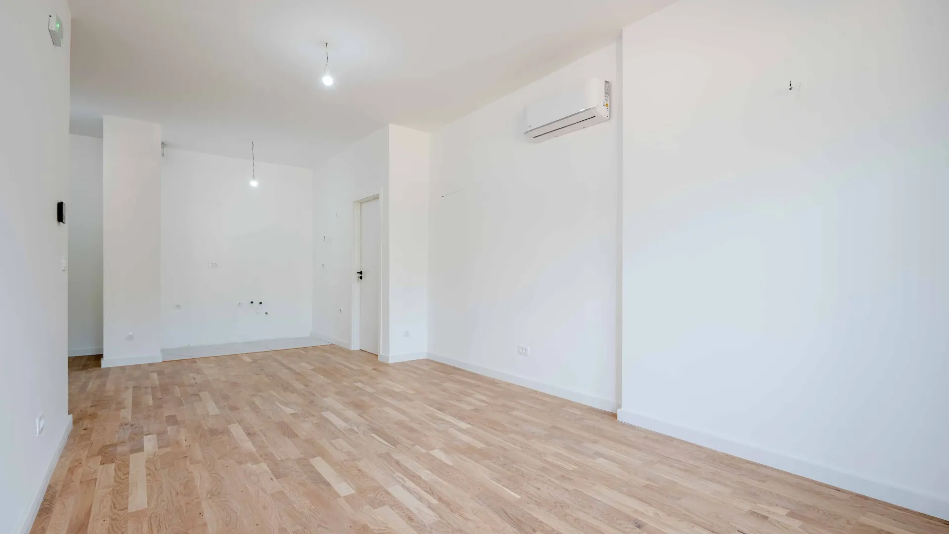 Prodaja, dvosoban stan, 70m², Makedonsko naselje, Bar