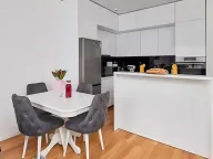 Prodaja, dvosoban stan, 74m², Kotor, Crna Gora - image 7