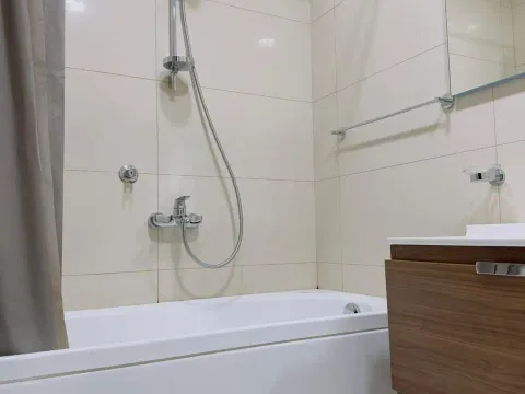 Sale, two bedroom apartment, 86m², Slovenska Plaža, Budva - image 6