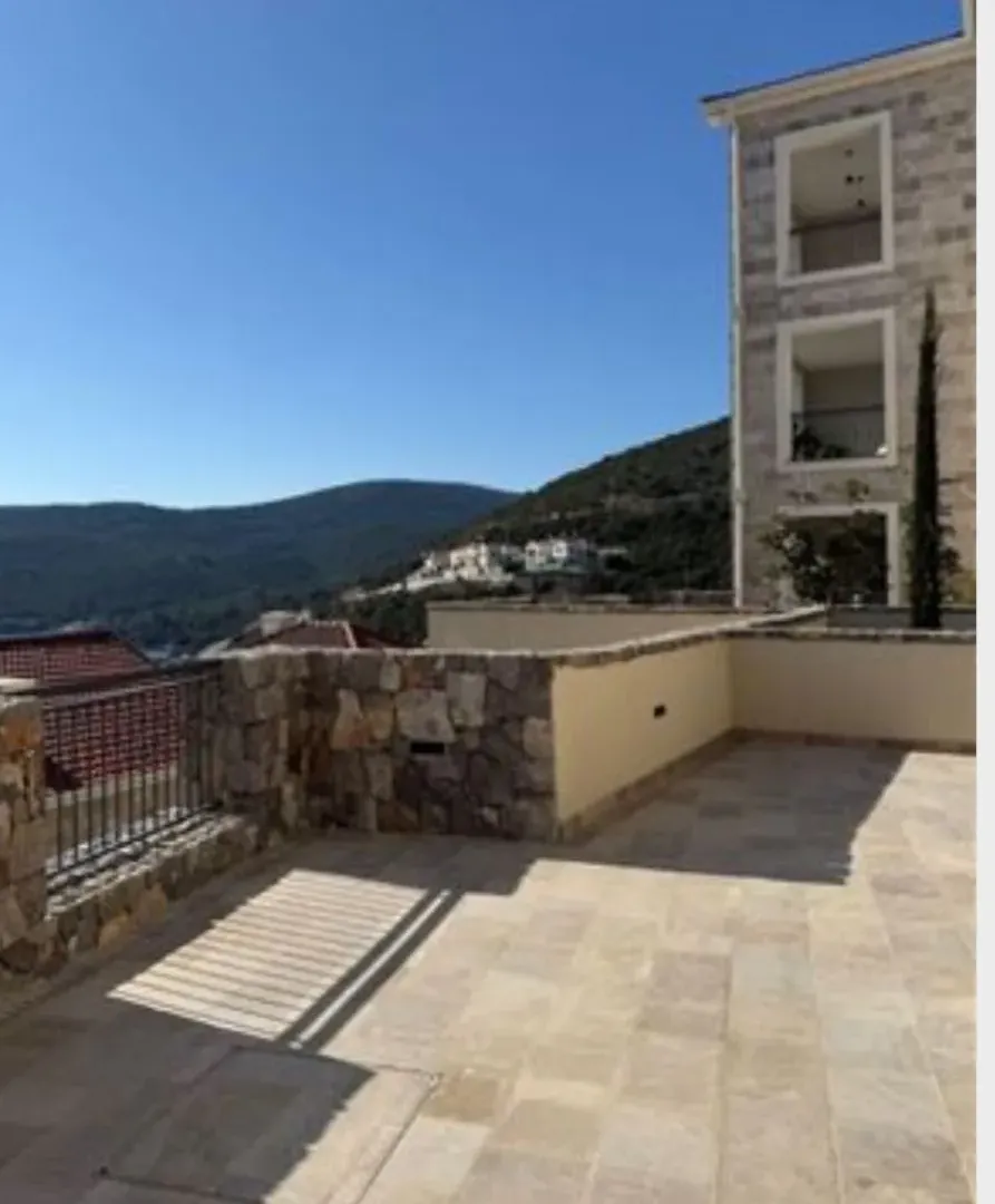 Prodaja, jednosoban stan, 72m², Luštica Bay, Tivat