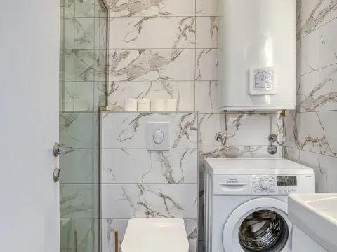 Rent, one bedroom apartment, 44m², Bečići, Budva - image 13