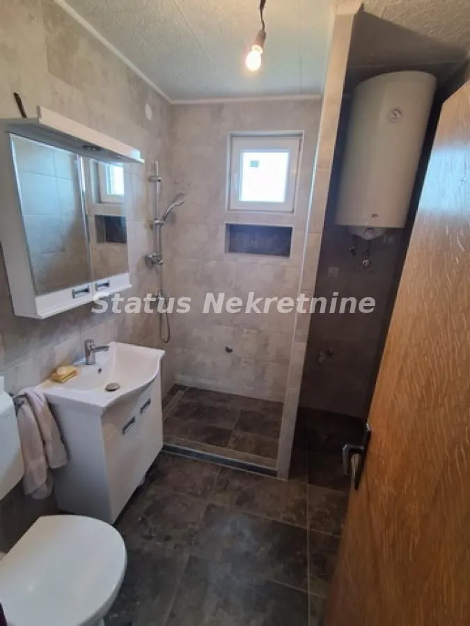 Prodaja, kuća, 118m², Futog, Novi Sad Sve Podlokacije