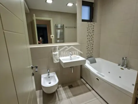 Rent, four bedroom apartment, 125m², Savski Venac, Beograd - image 11