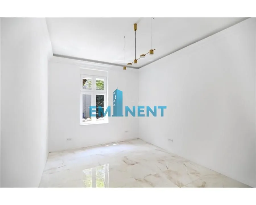 Rent, three bedroom apartment, 106m², Stari Grad, Beograd