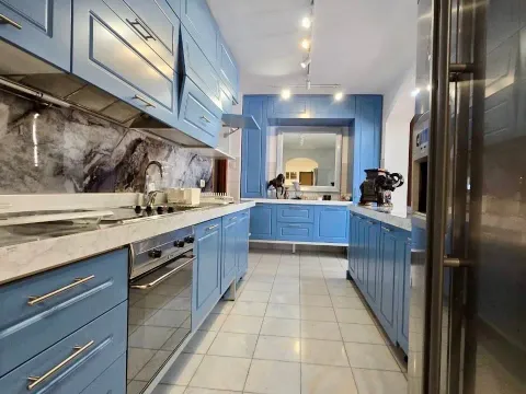 Rent, three bedroom apartment, 185m², Gorica C, Podgorica - image 5