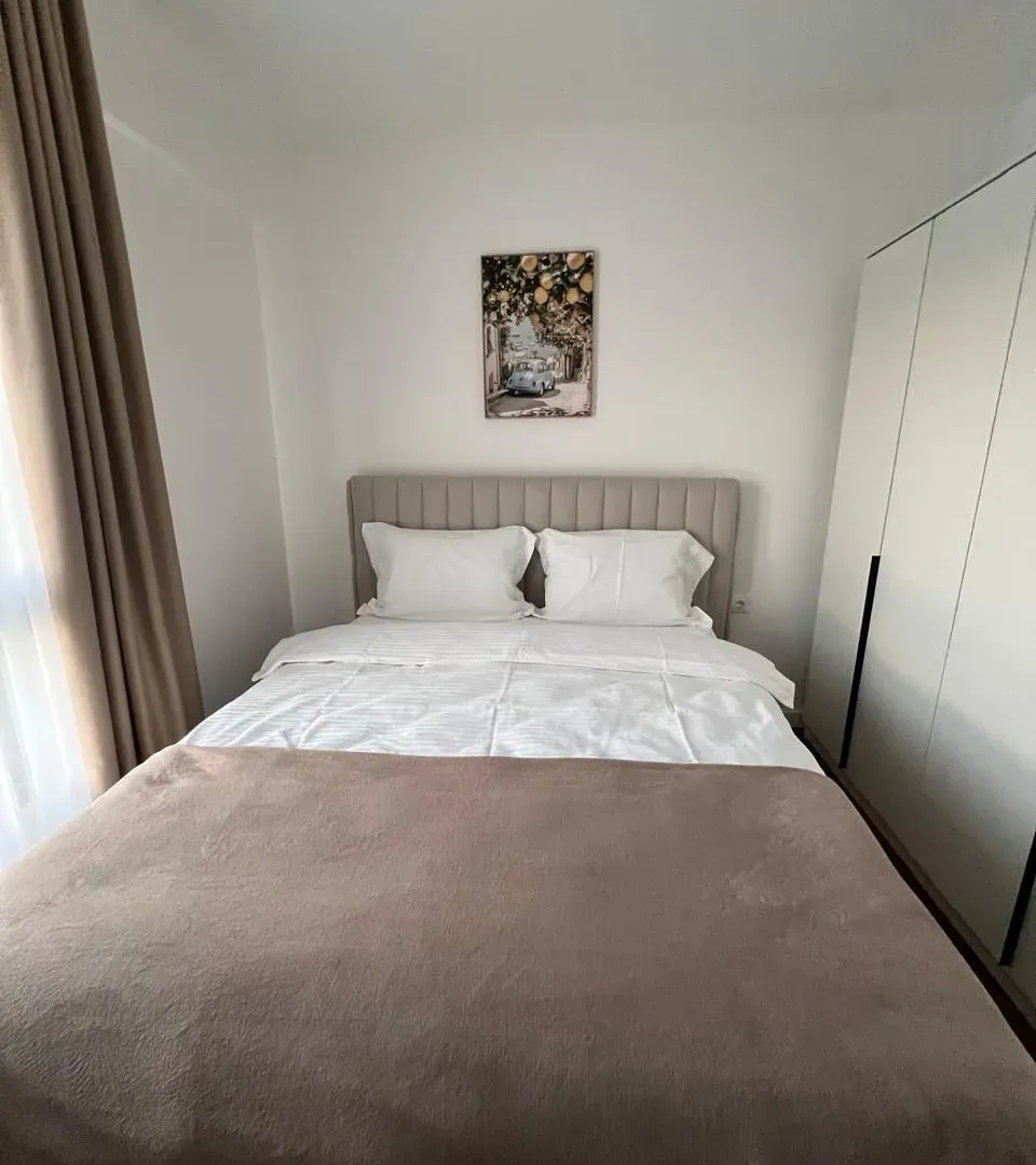 Rent, one bedroom apartment, 45m², Čeluga, Bar