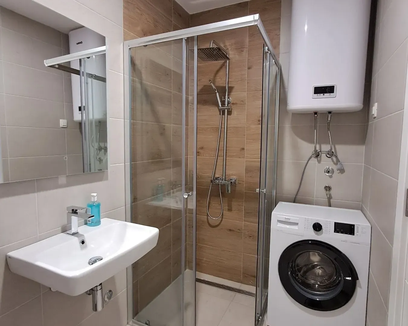 Rent, one bedroom apartment, 45m², Pobrežje, Podgorica