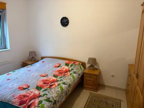 Sale, three bedroom apartment, 72m², Petrovac, Budva - image 7