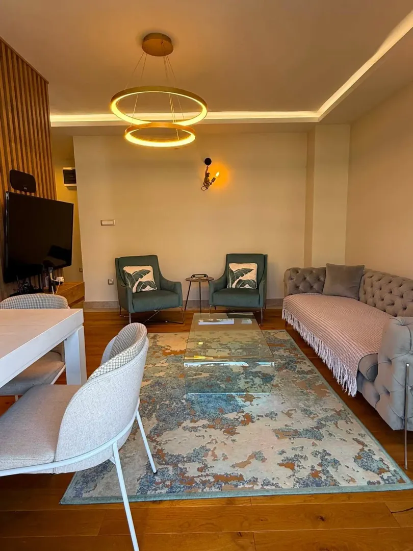 Izdavanje, dvosoban stan, 70m², Preko Morače, Podgorica