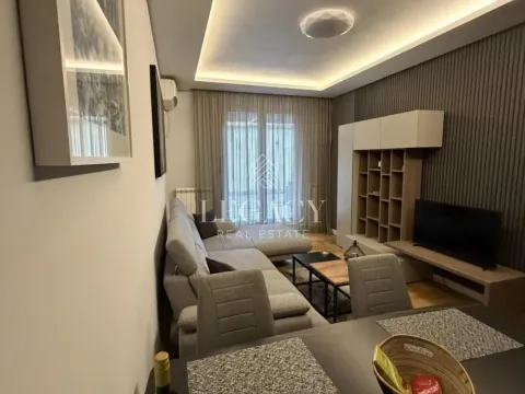 Rent, two bedroom apartment, 50m², Đeram Pijaca, Beograd - image 9