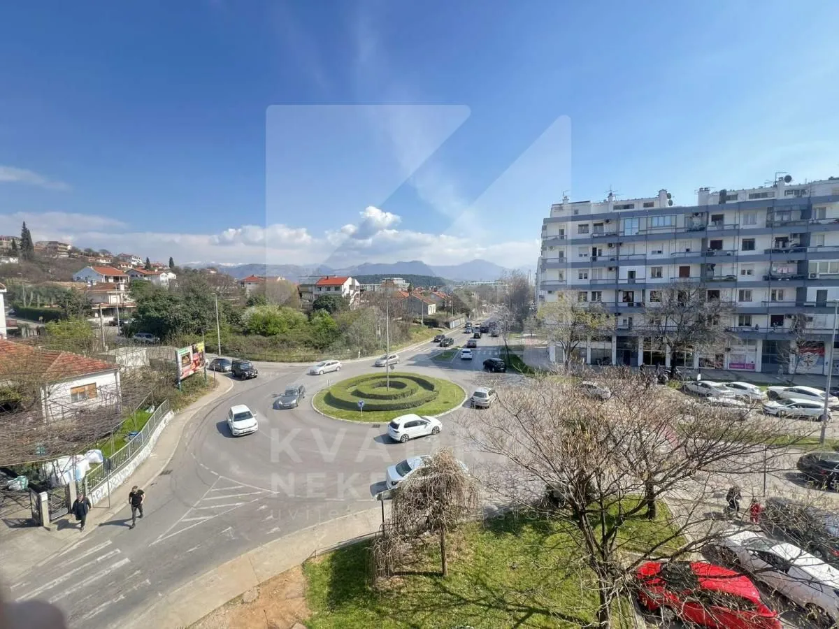 Rent, two bedroom apartment, 90m², Preko Morače, Podgorica