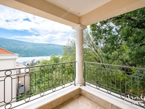 Sale, three bedroom apartment, 125m², Đenovići, Herceg Novi - image 39
