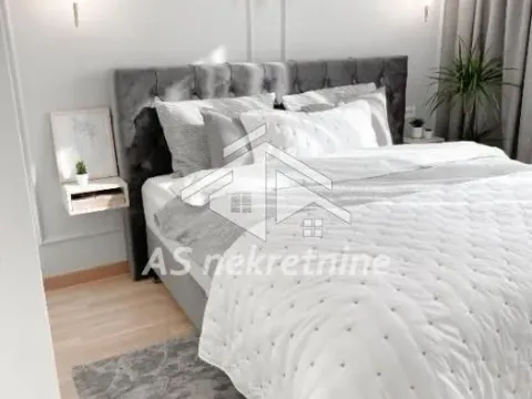 Izdavanje, dvosoban stan, 56m², Savski Venac, Beograd - image 16