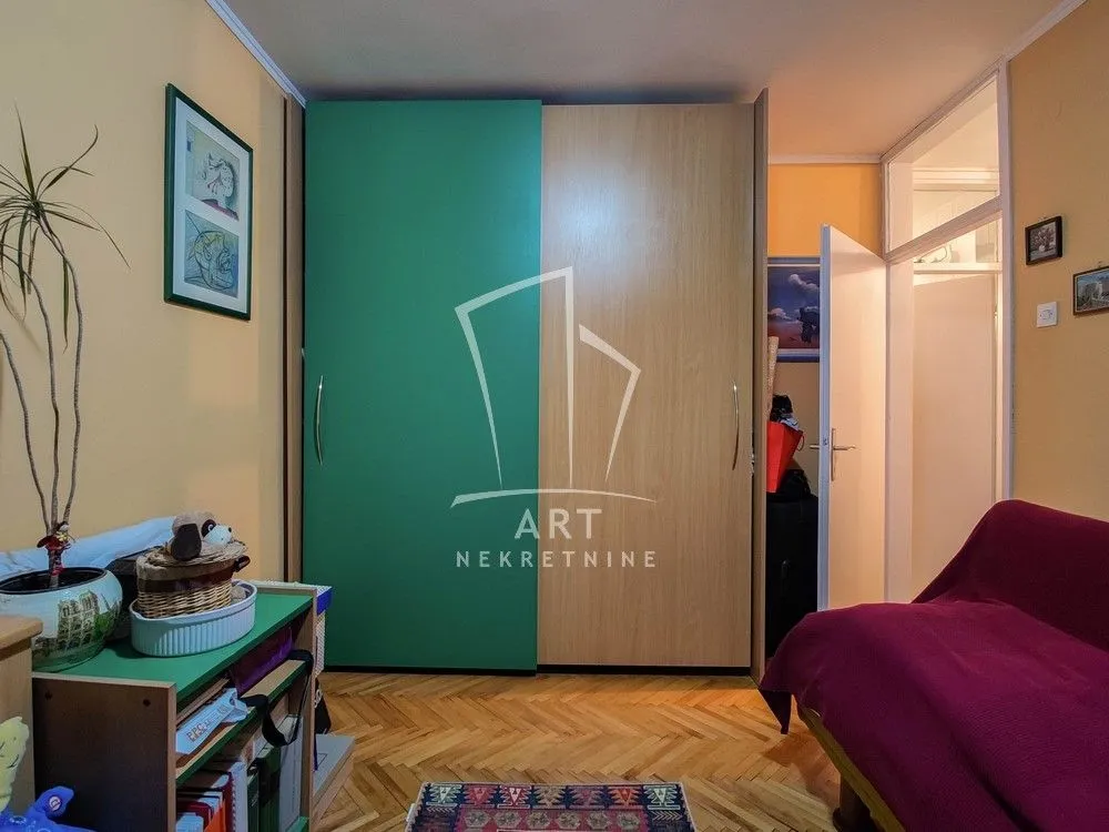 Sale, three bedroom apartment, 88m², Lipov Lad, Zvezdara Sve Podlokacije