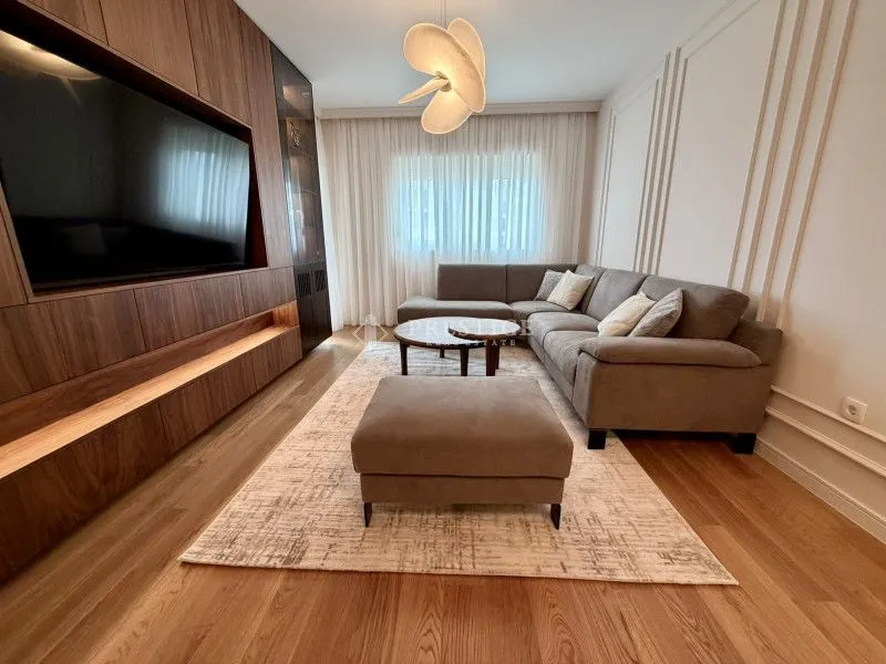 Rent, two bedroom apartment, 75m², Central Point, Podgorica