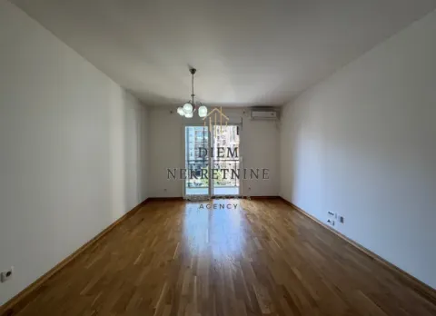 Sale, one bedroom apartment, 56m², Ljubović, Podgorica - image 11