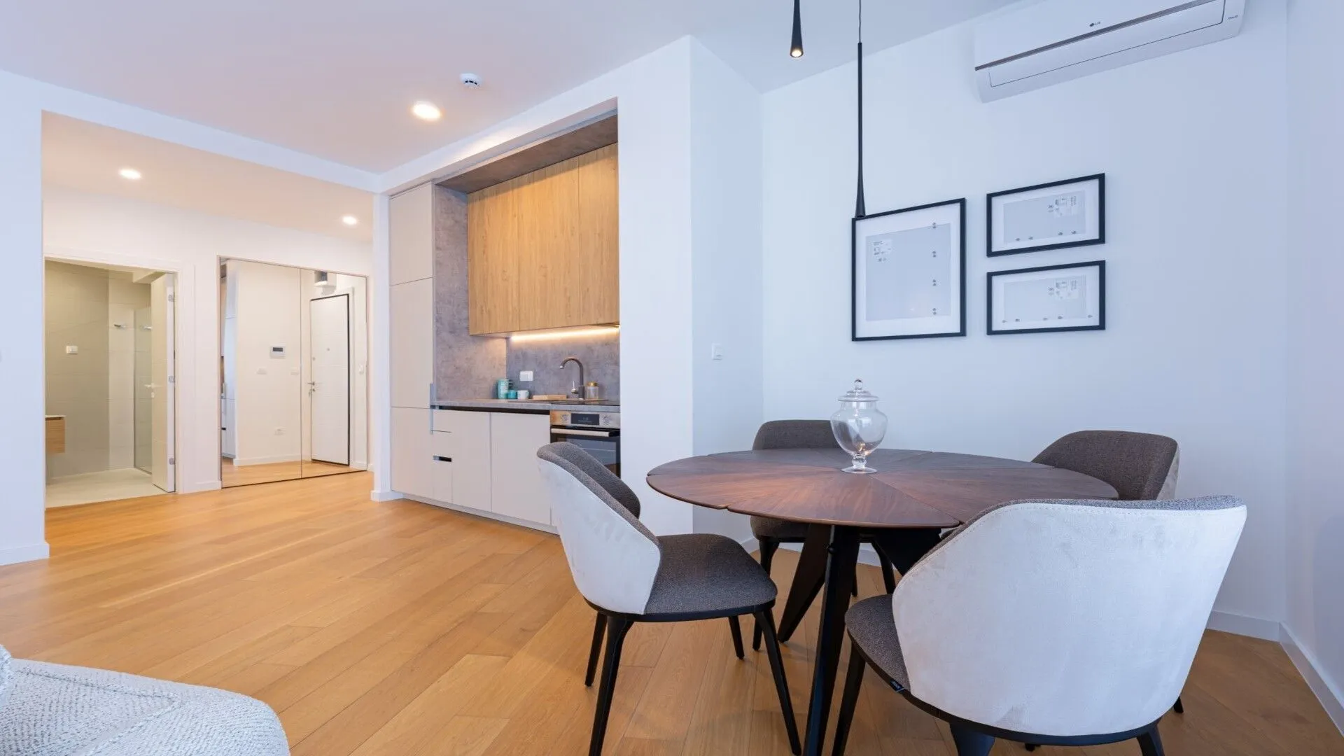 Prodaja, jednosoban stan, 69m², Bečići, Budva