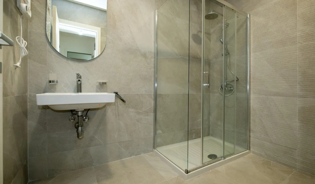 Izdavanje, dvosoban stan, 72m², Central Point, Podgorica