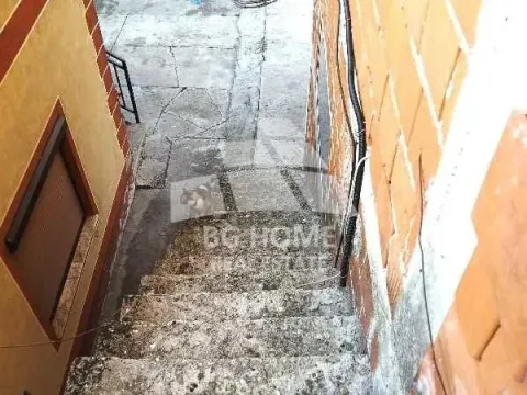 Prodaja, kuća, 160m², Borča 1, Borča Sve Podlokacije - image 4