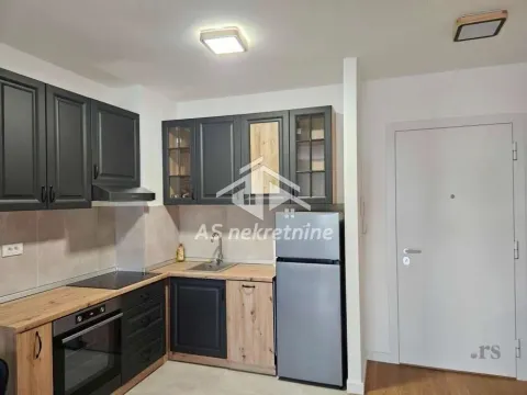 Izdavanje, trosoban stan, 74m², Čukarica, Beograd - image 3