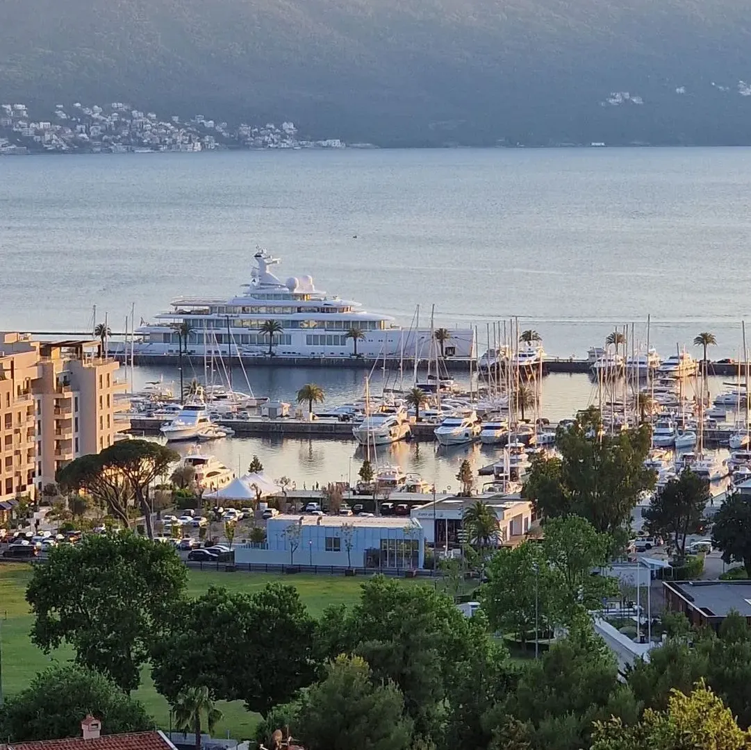 Sale, house, 312m², Tivat, Crna Gora