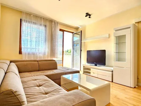 Izdavanje, jednosoban stan, 50m², Preko Morače, Podgorica - image 3