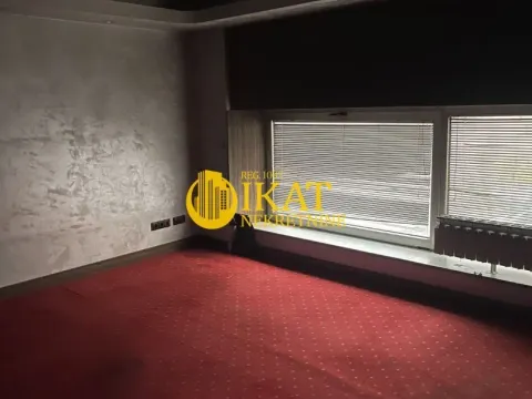 Izdavanje, poslovni prostor, 309m², Stari Grad, Beograd - image 2