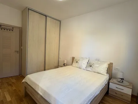 Rent, one bedroom apartment, 44m², Bečići, Budva - image 10