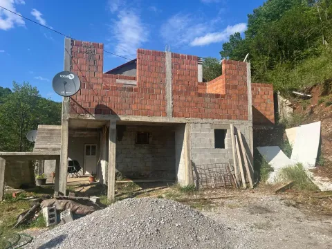 Prodaja, kuća, 39m², Bioče, Podgorica - image 8