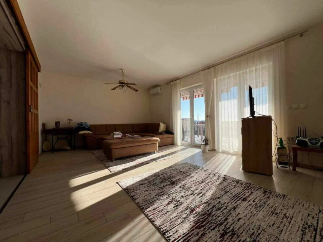 Sale, house, 350m², Bjeliši, Bar