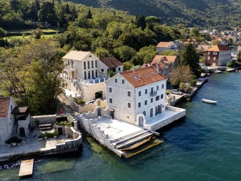 Sale, hospitality venue, 731m², Stoliv, Kotor - image 24