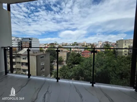 Prodaja, trosoban stan, 75m², Vračar Hram, Vračar Sve Podlokacije - image 11