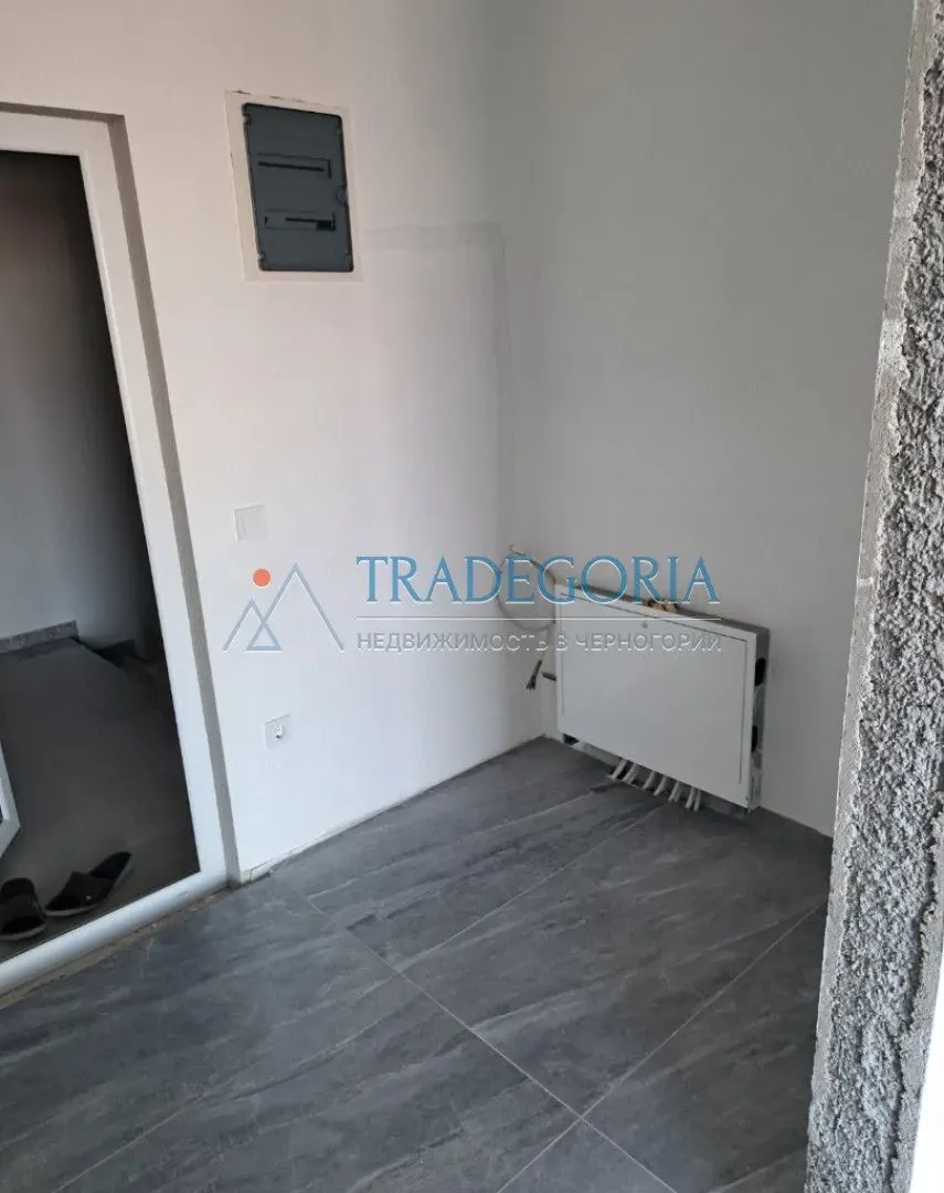 Prodaja, jednosoban stan, 56m², Dobra Voda, Bar