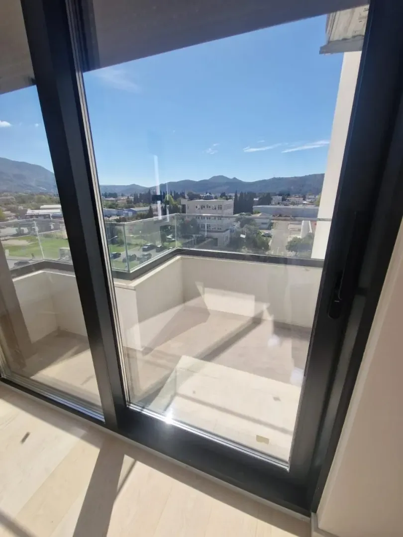 Sale, one bedroom apartment, 47m², Centar, Bar