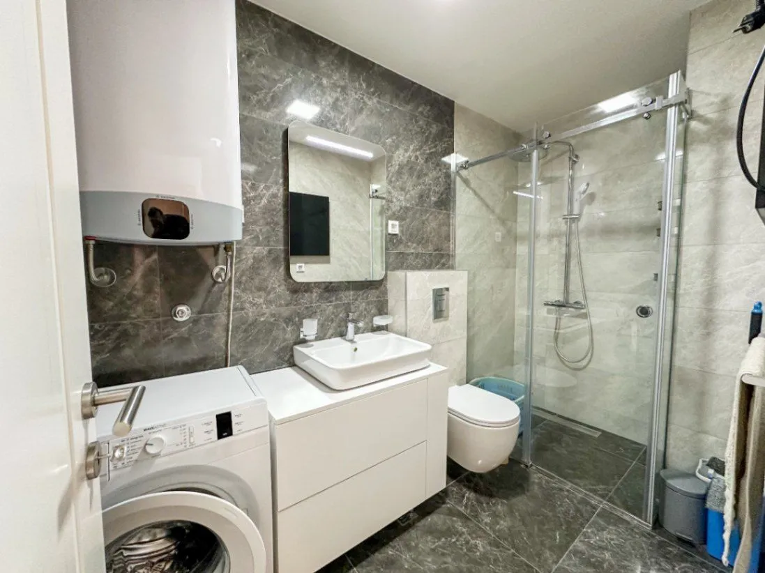 Izdavanje, jednosoban stan, 50m², Tološka šuma, Podgorica