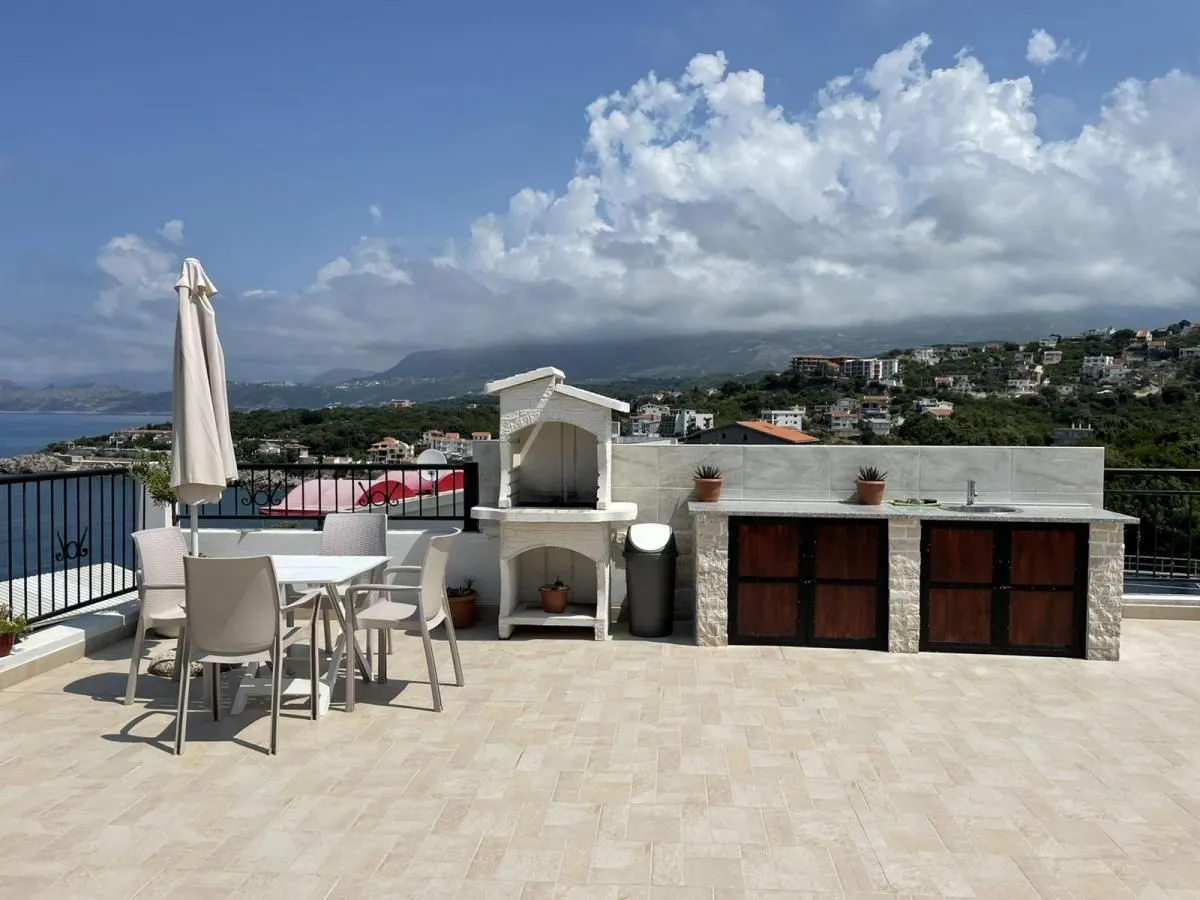 Prodaja, ugostiteljski objekat, 145m², Bar, Crna Gora