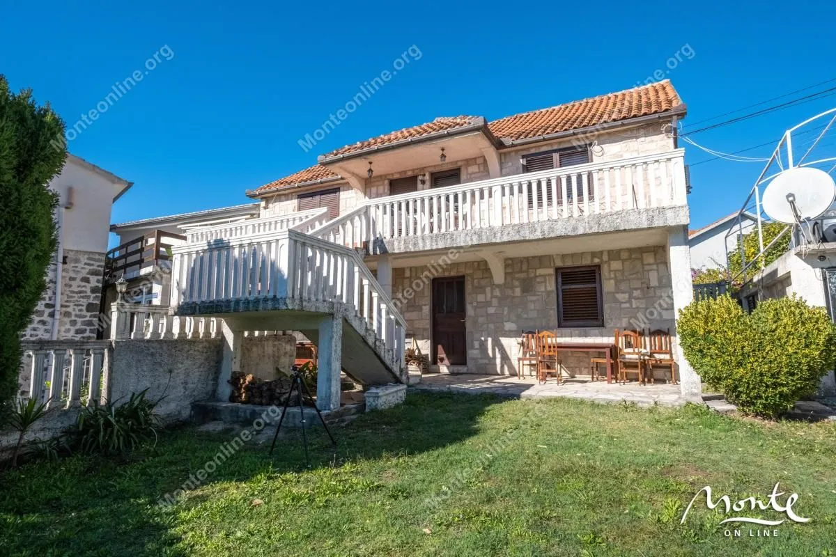 Prodaja, kuća, 153m², Tivat, Crna Gora