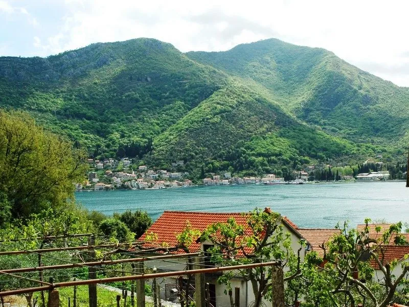 Prodaja, stan, 130m², Kamenari, Herceg Novi