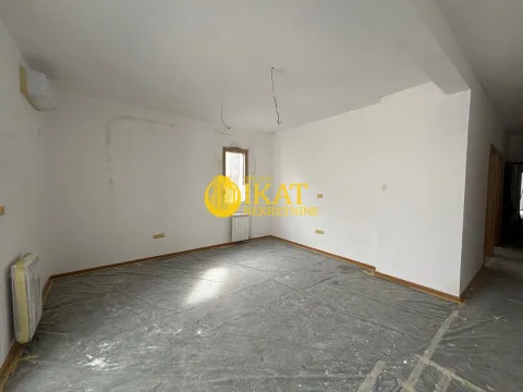 Prodaja, četvorosoban stan, 73m², Kluz, Zvezdara Sve Podlokacije - image 7
